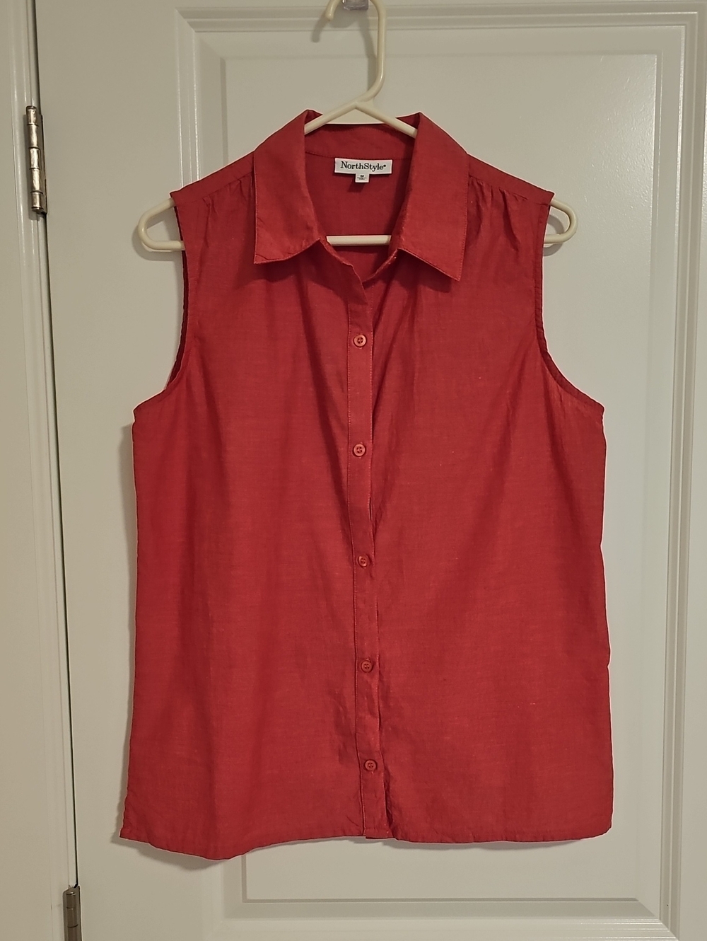 NorthStyle Sleeveless Button-Front Red Cotton Top